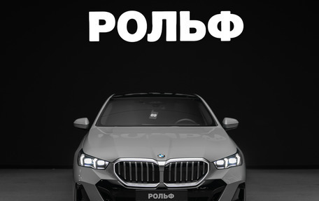 BMW 5 серия, 2025 год, 7 450 000 рублей, 3 фотография