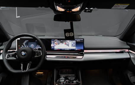 BMW 5 серия, 2025 год, 7 450 000 рублей, 18 фотография