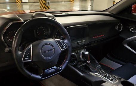Chevrolet Camaro VI, 2016 год, 2 500 000 рублей, 11 фотография