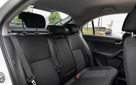 Skoda Rapid I, 2015 год, 1 199 000 рублей, 22 фотография