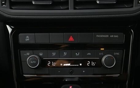 Volkswagen T-Cross I, 2021 год, 1 450 000 рублей, 21 фотография