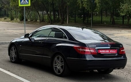 Mercedes-Benz E-Класс, 2011 год, 980 000 рублей, 7 фотография