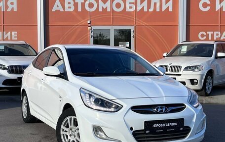 Hyundai Solaris II рестайлинг, 2014 год, 820 000 рублей, 3 фотография