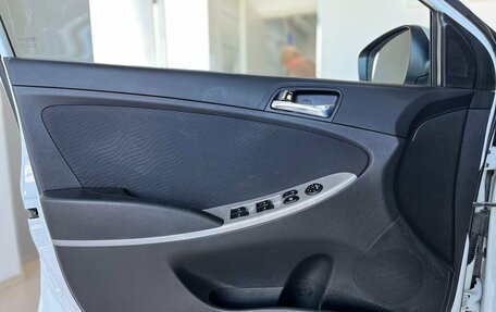 Hyundai Solaris II рестайлинг, 2014 год, 820 000 рублей, 19 фотография