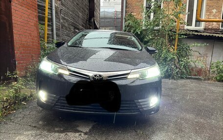 Toyota Corolla, 2016 год, 1 990 000 рублей, 3 фотография