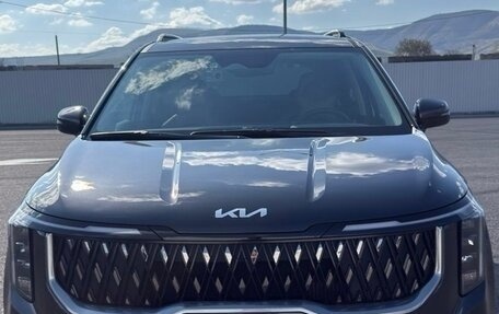 KIA Carnival, 2024 год, 5 500 000 рублей, 2 фотография