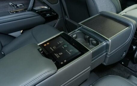 Land Rover Range Rover IV рестайлинг, 2026 год, 31 900 000 рублей, 12 фотография