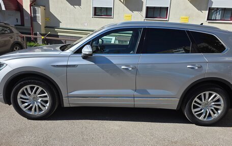 Volkswagen Touareg III, 2018 год, 4 500 000 рублей, 5 фотография