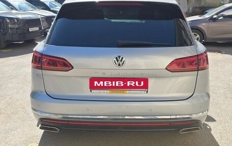 Volkswagen Touareg III, 2018 год, 4 500 000 рублей, 4 фотография