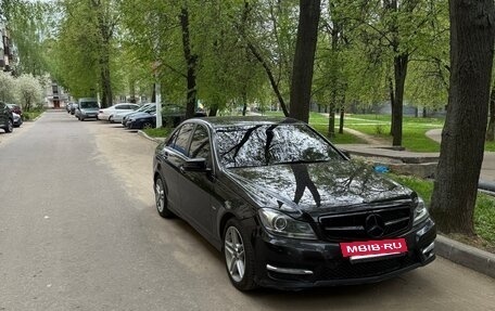 Mercedes-Benz C-Класс, 2012 год, 1 000 000 рублей, 7 фотография
