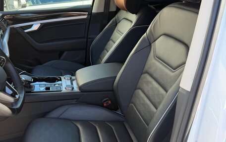 Volkswagen Touareg III, 2021 год, 6 700 000 рублей, 8 фотография