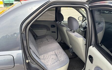 Renault Logan I, 2006 год, 300 000 рублей, 12 фотография