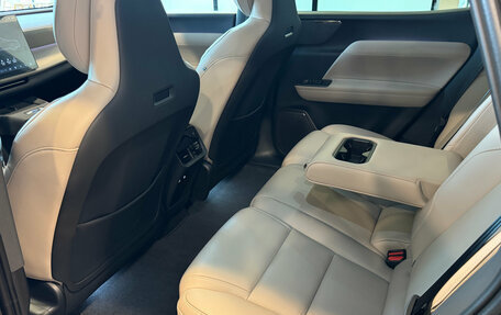 Volvo XC70, 2025 год, 7 200 000 рублей, 15 фотография