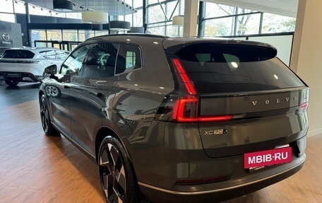 Volvo XC70, 2025 год, 7 200 000 рублей, 6 фотография