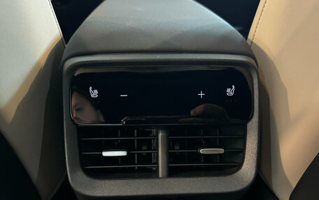 Volvo XC70, 2025 год, 7 200 000 рублей, 23 фотография