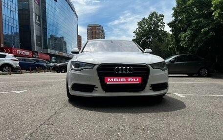 Audi A6, 2012 год, 2 000 000 рублей, 14 фотография