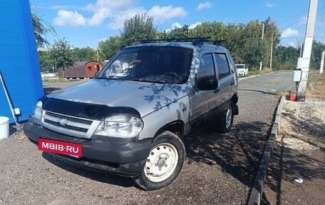 Chevrolet Niva I рестайлинг, 2006 год, 240 000 рублей, 2 фотография