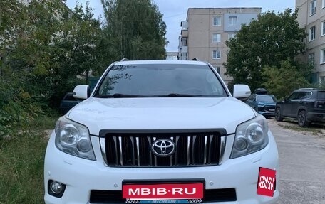 Toyota Land Cruiser Prado 150 рестайлинг 2, 2012 год, 2 980 000 рублей, 9 фотография