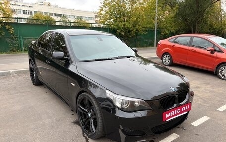 BMW 5 серия, 2005 год, 1 350 000 рублей, 6 фотография