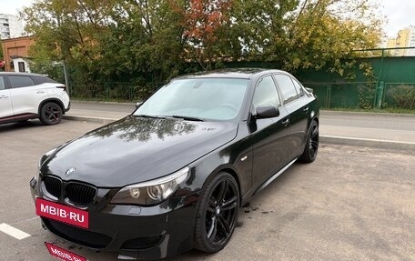 BMW 5 серия, 2005 год, 1 350 000 рублей, 2 фотография