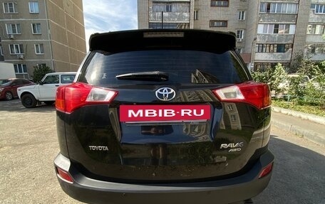 Toyota RAV4, 2014 год, 1 970 000 рублей, 5 фотография