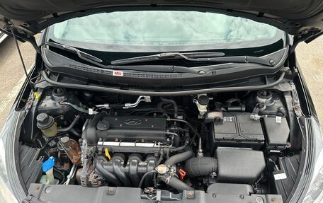 Hyundai Solaris II рестайлинг, 2011 год, 930 000 рублей, 9 фотография