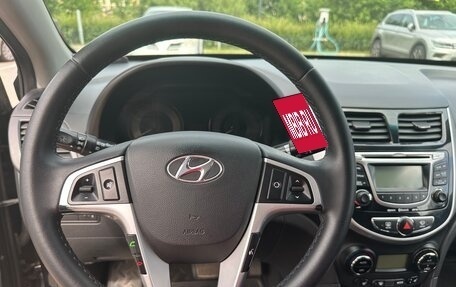 Hyundai Solaris II рестайлинг, 2011 год, 930 000 рублей, 12 фотография