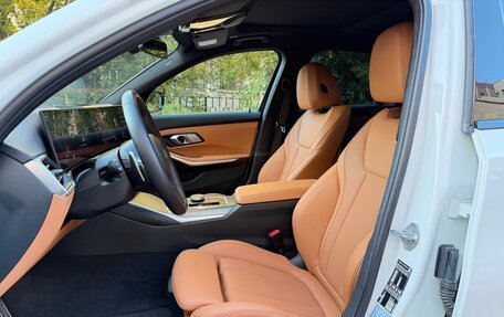 BMW 3 серия, 2022 год, 5 600 000 рублей, 15 фотография