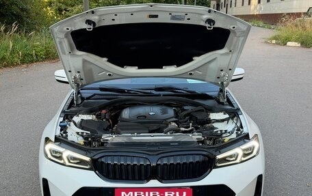 BMW 3 серия, 2022 год, 5 600 000 рублей, 21 фотография