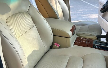 Toyota Land Cruiser 200, 2012 год, 3 200 000 рублей, 18 фотография