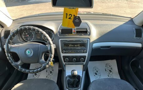 Skoda Octavia, 2011 год, 1 079 000 рублей, 15 фотография