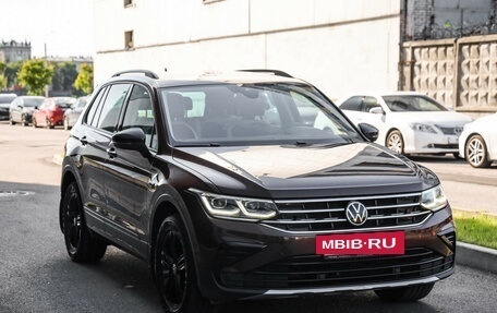 Volkswagen Tiguan II, 2021 год, 2 779 000 рублей, 5 фотография