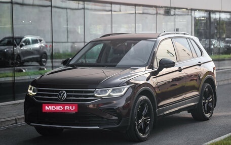 Volkswagen Tiguan II, 2021 год, 2 779 000 рублей, 3 фотография