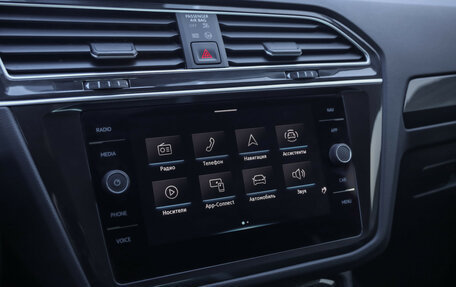 Volkswagen Tiguan II, 2021 год, 2 779 000 рублей, 14 фотография