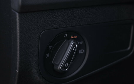 Volkswagen Tiguan II, 2021 год, 2 779 000 рублей, 20 фотография