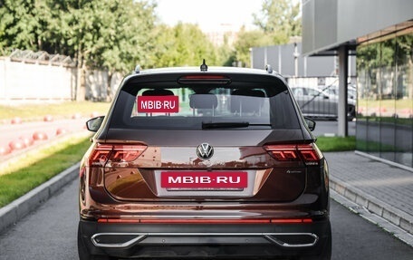 Volkswagen Tiguan II, 2021 год, 2 779 000 рублей, 7 фотография