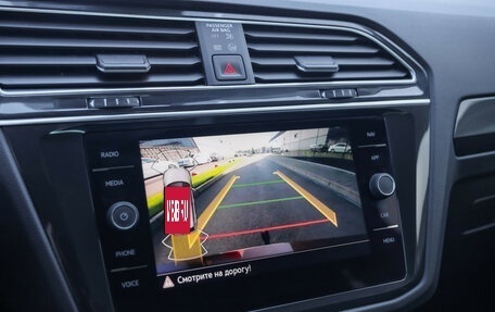 Volkswagen Tiguan II, 2021 год, 2 779 000 рублей, 15 фотография