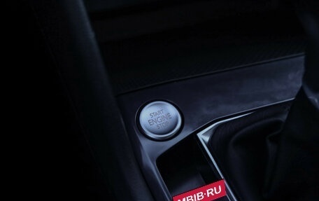 Volkswagen Tiguan II, 2021 год, 2 779 000 рублей, 19 фотография