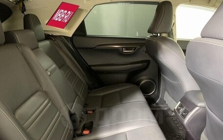 Lexus NX I, 2017 год, 2 600 000 рублей, 4 фотография