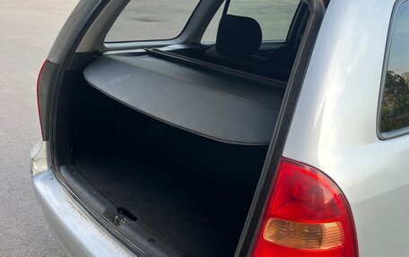 Toyota Corolla, 2003 год, 430 000 рублей, 13 фотография