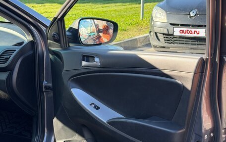 Hyundai Solaris II рестайлинг, 2016 год, 650 000 рублей, 13 фотография