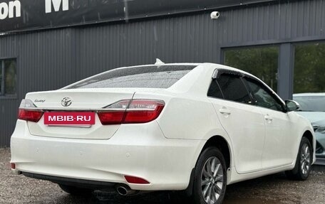 Toyota Camry, 2017 год, 2 200 000 рублей, 12 фотография