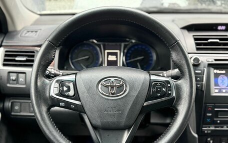 Toyota Camry, 2017 год, 2 200 000 рублей, 17 фотография