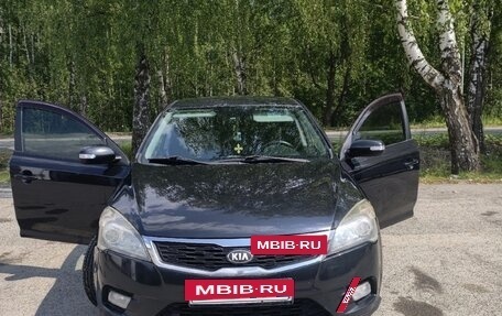KIA cee'd I рестайлинг, 2011 год, 810 000 рублей, 3 фотография
