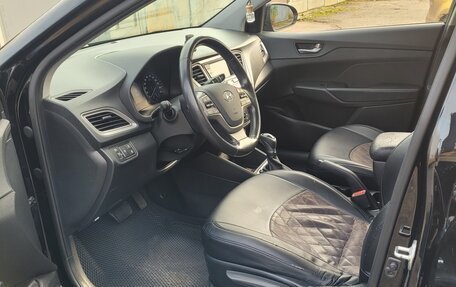Hyundai Solaris II рестайлинг, 2019 год, 1 300 000 рублей, 6 фотография