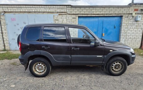 Chevrolet Niva I рестайлинг, 2013 год, 220 000 рублей, 2 фотография