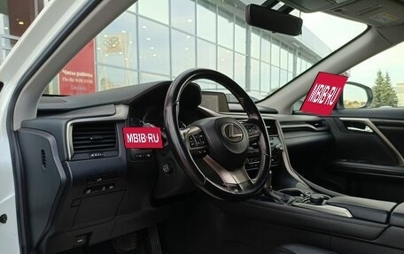 Lexus RX IV рестайлинг, 2017 год, 3 460 000 рублей, 6 фотография