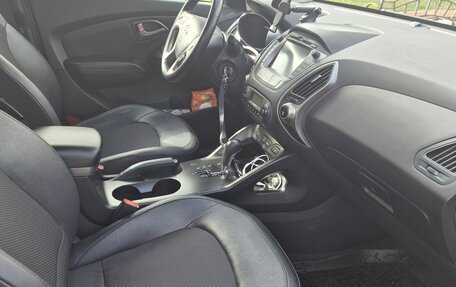 Hyundai ix35 I рестайлинг, 2014 год, 1 500 000 рублей, 16 фотография