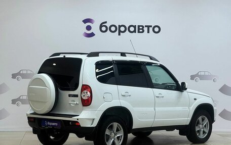 Chevrolet Niva I рестайлинг, 2018 год, 820 000 рублей, 4 фотография