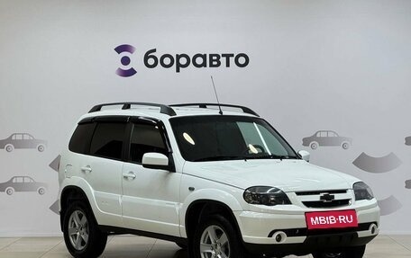 Chevrolet Niva I рестайлинг, 2018 год, 820 000 рублей, 3 фотография